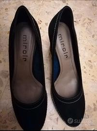 Zeppa nera con tacco