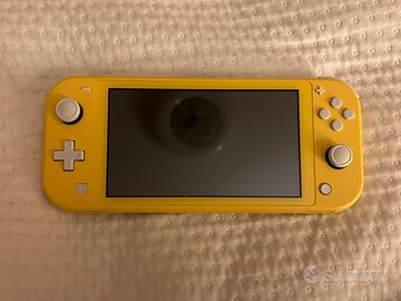 Nintendo Swich Lite gialla
