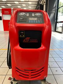 Stazione per lavaggio e ricarica cambio automatico