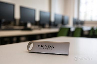 Chiavetta Usb Prada Eyewear - Elegante e da collez