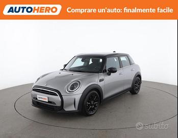 MINI Cooper JL00596