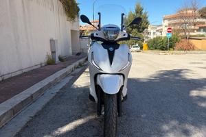 Piaggio beverly 400 i. E.