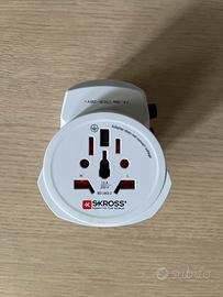 Adattatore Universale da Viaggio SKROSS PRO