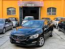 volvo-v60-d2-1-6-r-design-momentum