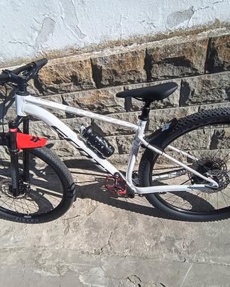 Scoot Scale 940