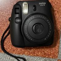 Fujifilm Instax mini 8 come una Polaroid