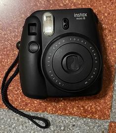 Fujifilm Instax mini 8 come una Polaroid