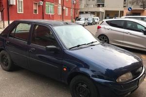 automobile ford fiesta