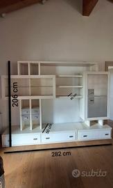 Parete attrezzata in legno/porta tv/libreria 