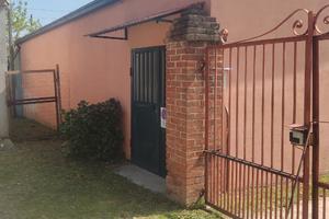 Privato vende Magazzino con terreno