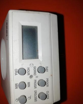 Timer digitale a tempo con programma settimanale