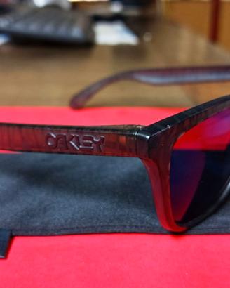 Occhiali da sole Oakley Frogskins 24-341 Polarizza