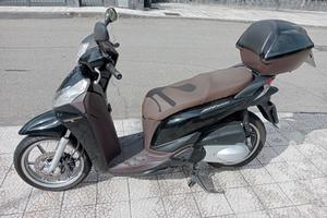 Honda sh 300