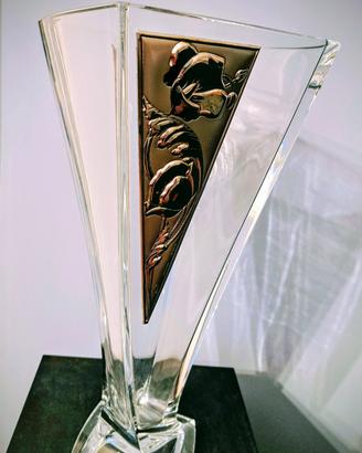 Vaso di cristallo e argento