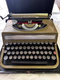 Macchina da scrivere Olivetti Studio