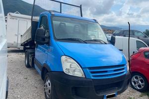 IVECO Daily 35 cassone ribaltabile trilaterale