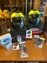 2 Caschi moto Caberg Droid  e Fodsports M1-S Plus