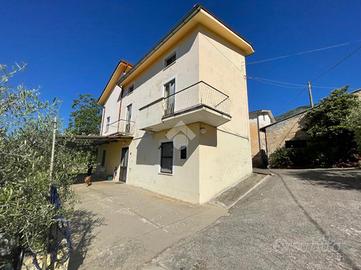 CASA INDIPENDENTE A SAN DONATO VAL DI COMINO