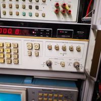 Generatore sintetizzato HP-3325A