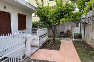 Praia a Mare - appartamento in buone condizioni