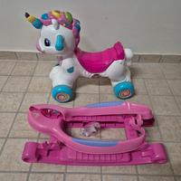 Nuvola dolce unicorno cavalcabile