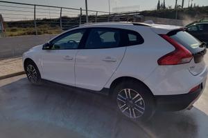 Volvo V 40 cross country