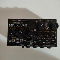 Dsm Humboldt simplifier bass station preamp d.i.