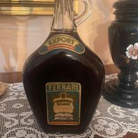 Bottiglie vintage liquore Gambarotta Ferrari