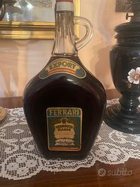 Bottiglie vintage liquore Gambarotta Ferrari