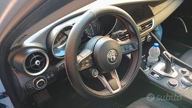 Giulia alfa romeo