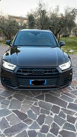 Audi Q5 quattro