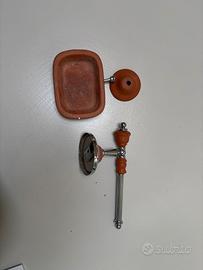 Porta sapone e carta igenica