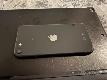 I phone SE USATO