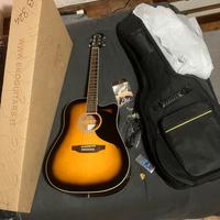 Chitarra acustica preamplificata