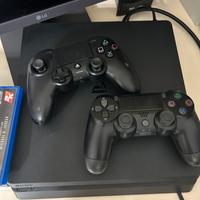 PS4 SLIM 500GB+ 2 JOYSTICK+ 5 GIOCHI