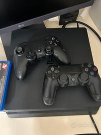 PS4 SLIM 500GB+ 2 JOYSTICK+ 5 GIOCHI