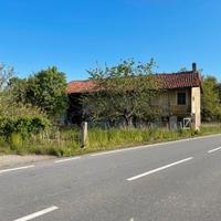 Rustico indipendente con terreno a Piverone (TO)