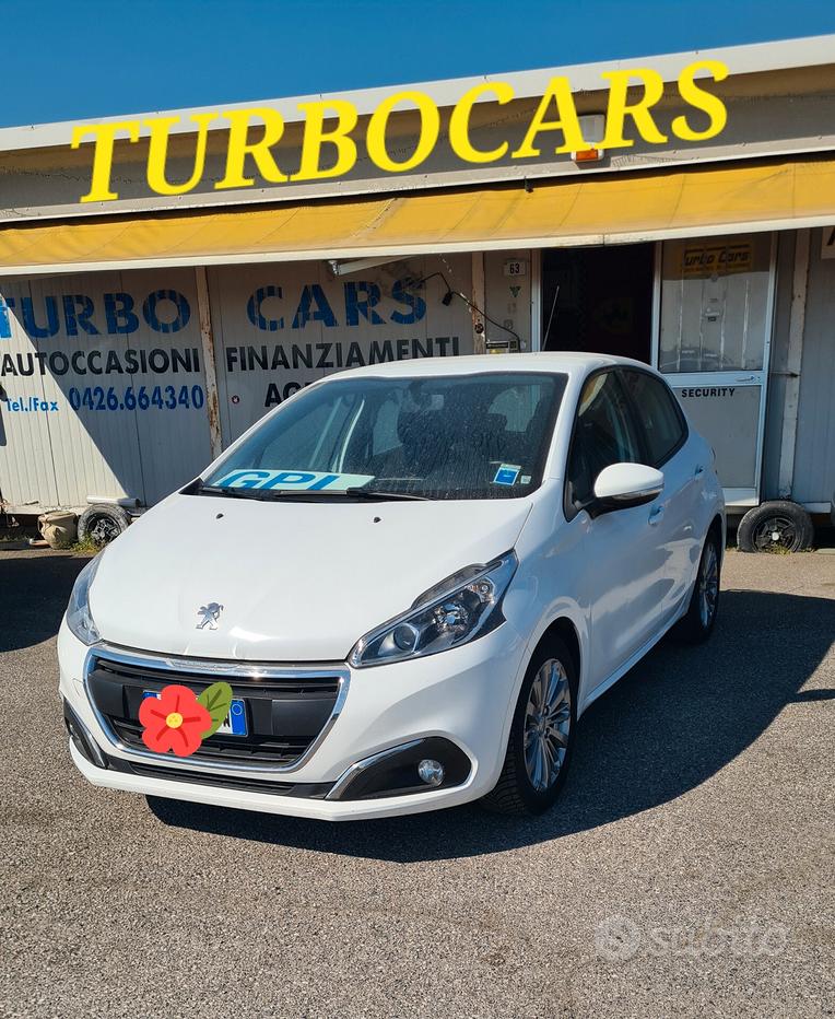 Peugeot 208 1° serie