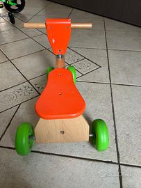Triciclo in legno