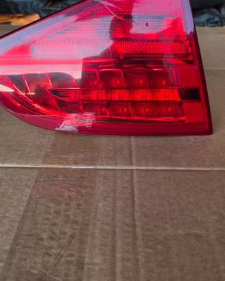 audi a4 sw b8 fanale posteriore  sx