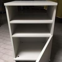 Mobiletto porta computer