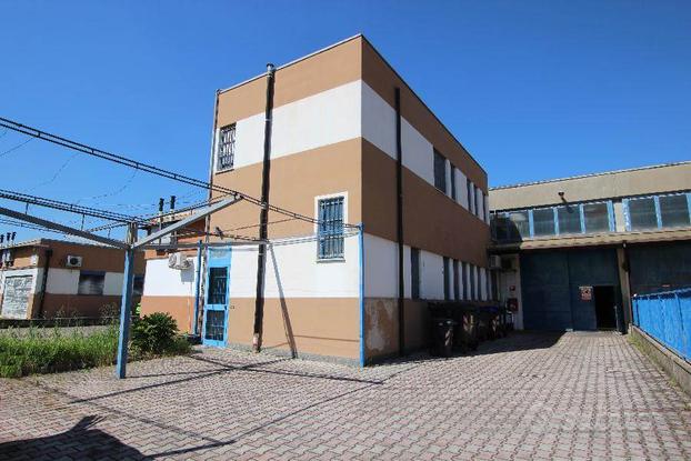 Rif.2917/C| capannone calderara di reno