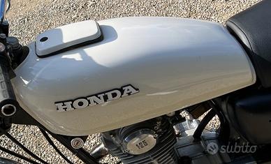 Serbatoio Honda epoca bianco restaurato