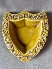 Posacenere Moet Chandon m. in France pubblicitario