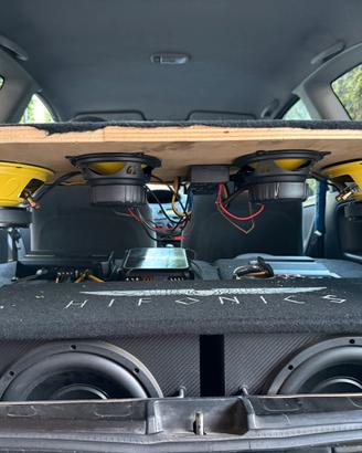 Subwoofer hifonics