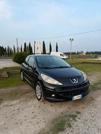 Peugeot 2007 neopatentati