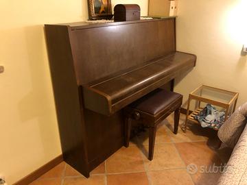 Pianoforte verticale