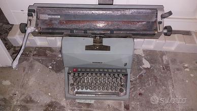 macchina da scrivere Olivetti Diaspron 82