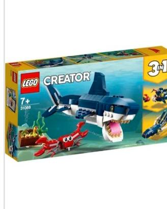 Lego creator squalo