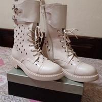 Stivaletti Bianchi Stile Anfibio